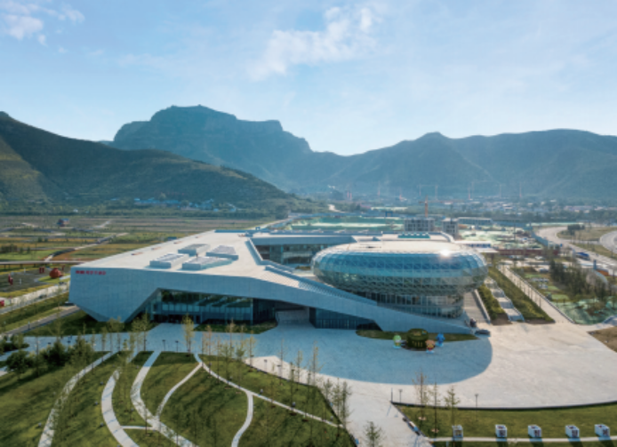 鹿泉区荣盛智慧城市广场33号楼智慧中心——河北北方绿野建筑设计有限公司